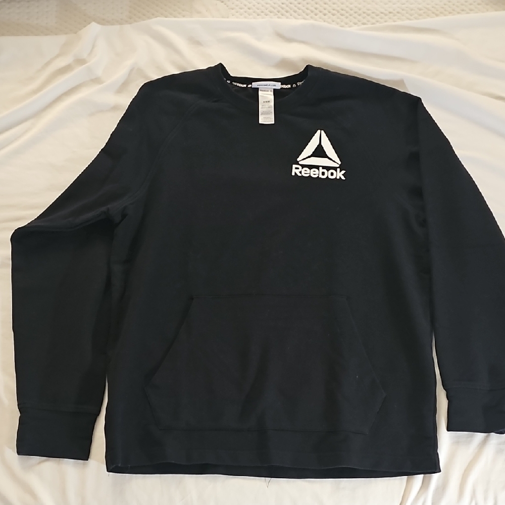 Reebok Black oversized Crewneck Sweatshirt